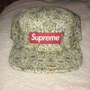 supreme flower cap